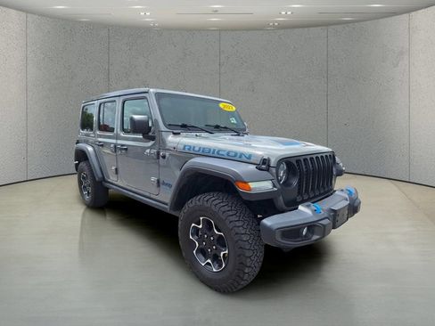 Used 2023 Jeep Wrangler Unlimited Rubicon 4xe w/ Cold Weather Group AWD/4WD image 7
