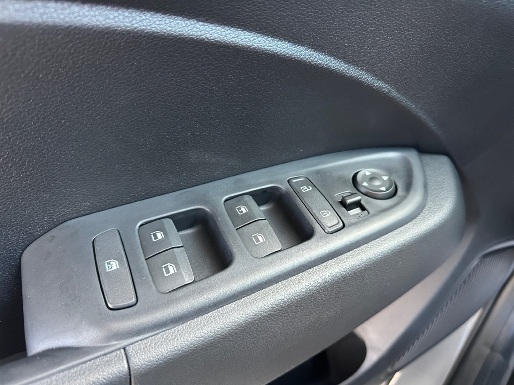 New 2026 Hyundai Venue SE FWD image 10