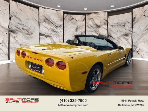 Used 2002 Chevrolet Corvette Convertible w/ Preferred Equipment Group2 RWD image 9