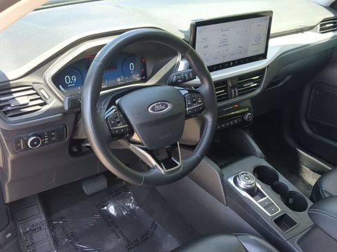 Used 2024 Ford Escape Platinum AWD/4WD image 10