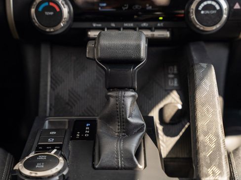 Used 2024 Toyota Tacoma SR5 image 31