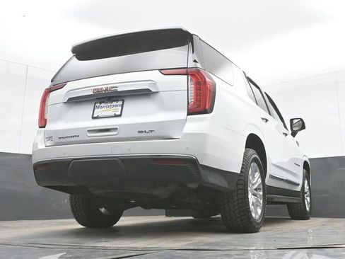 Used 2022 GMC Yukon SLT w/ SLT Premium Package image 50