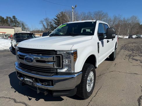 Used 2019 Ford F250 XL w/ STX Appearance Package image 2