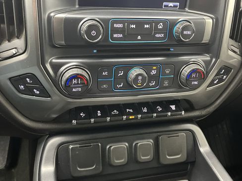 Used 2019 Chevrolet Silverado 3500 LTZ w/ Duramax Plus Package image 20