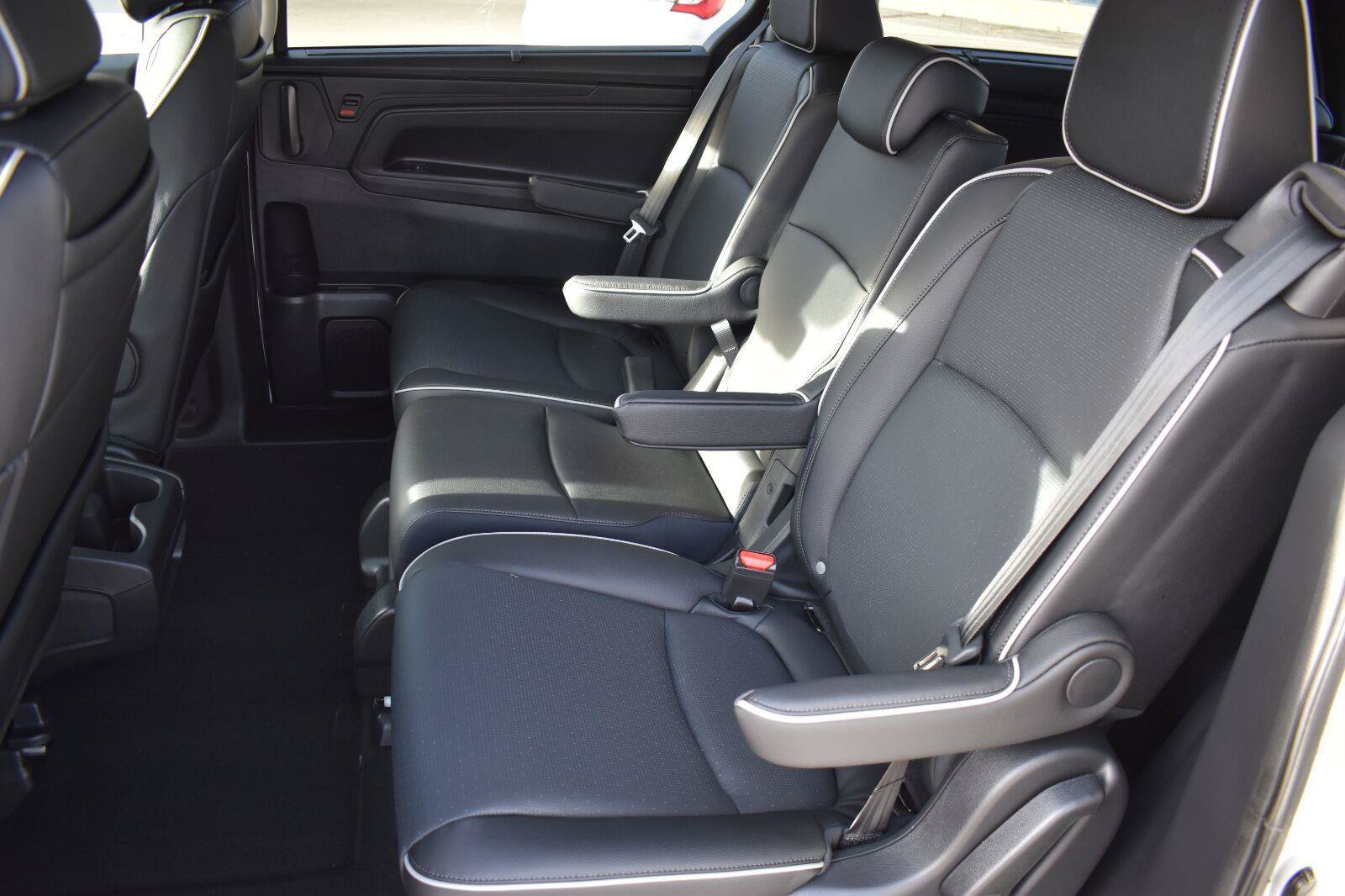 New 2026 Honda Odyssey Elite image 23