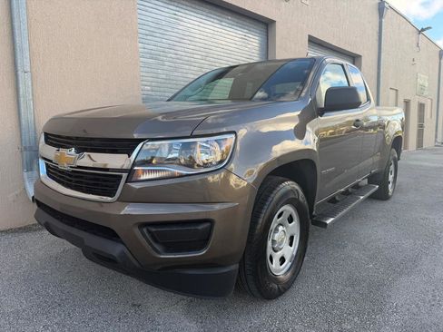 Used 2016 Chevrolet Colorado W/T w/ WT Convenience Package RWD image 9