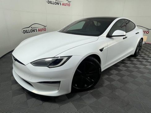 Used 2023 Tesla Model S Standard Range image 1