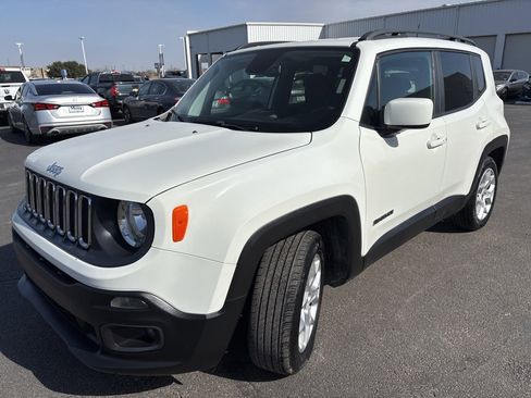 Used 2018 Jeep Renegade Latitude image 7