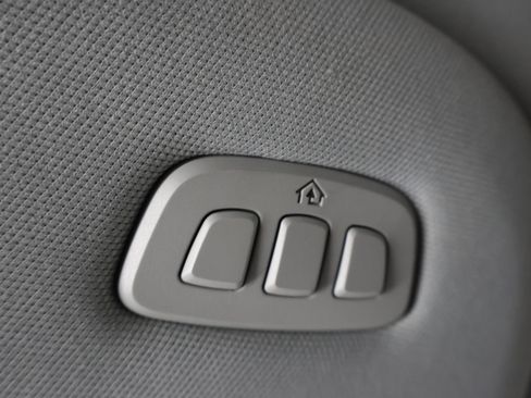 Used 2023 Ford F350 Lariat w/ Chrome Package image 45