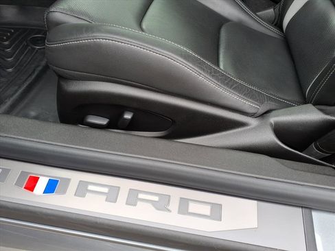 Used 2022 Chevrolet Camaro LT w/ RS Package image 11