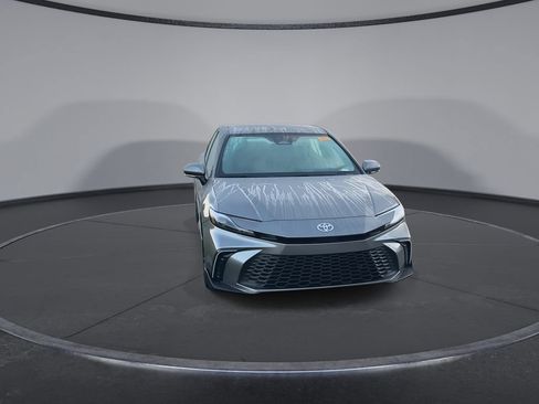 Certified 2026 Toyota Camry SE FWD image 3