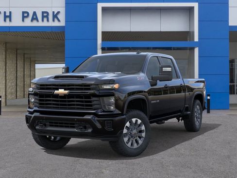 New 2026 Chevrolet Silverado 2500 Custom w/ Custom Value Package image 6