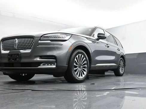 Used 2021 Lincoln Aviator Reserve w/ Elements Package Plus AWD/4WD image 23