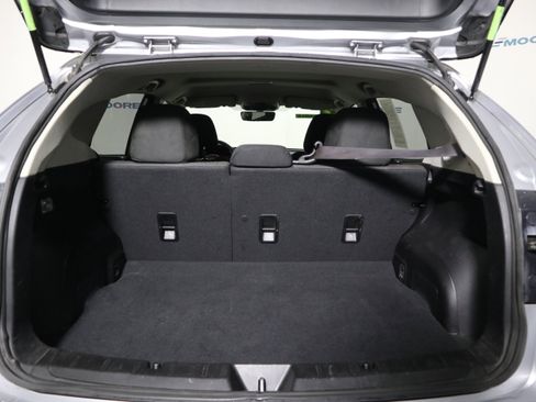 Used 2019 Subaru Crosstrek 2.0i image 8