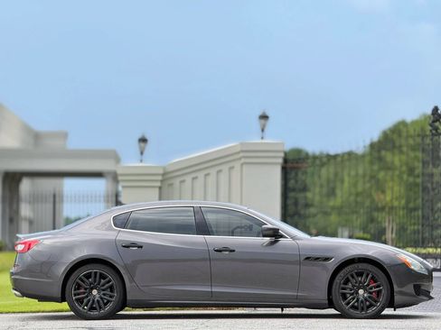 Used 2015 Maserati Quattroporte S Q4 AWD/4WD image 6