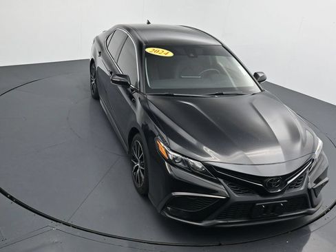 Used 2024 Toyota Camry SE w/ Cold Weather Package AWD/4WD image 24