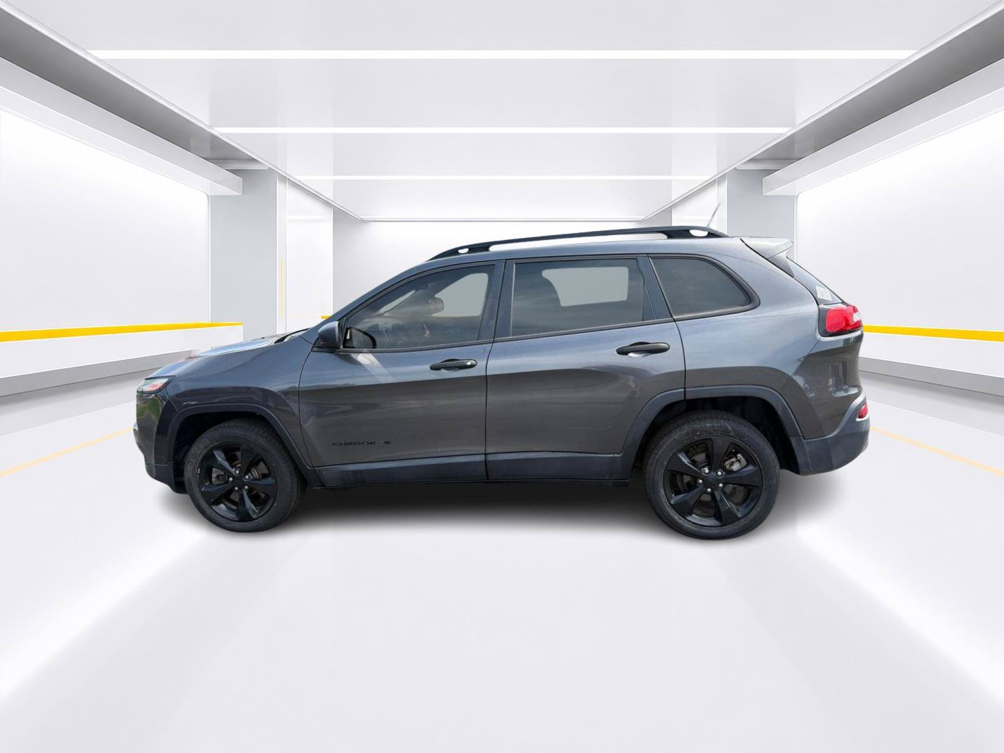 Used 2017 Jeep Cherokee Sport FWD image 7