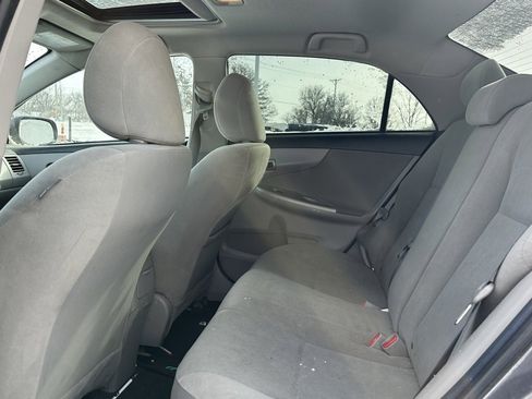 Used 2013 Toyota Corolla LE w/ Premium Pkg image 12