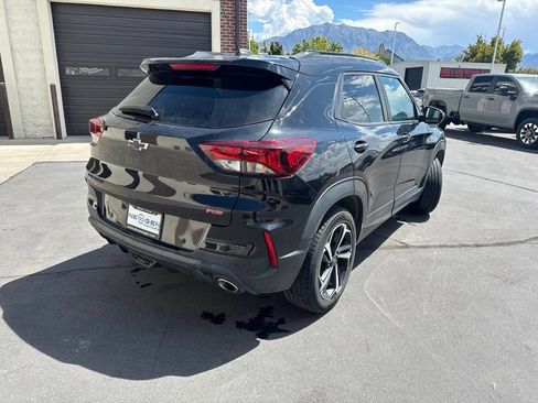 Used 2021 Chevrolet TrailBlazer RS w/ Technology Package FWD image 8