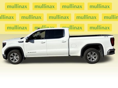 Used 2024 GMC Sierra 1500 SLE w/ Preferred Package image 10