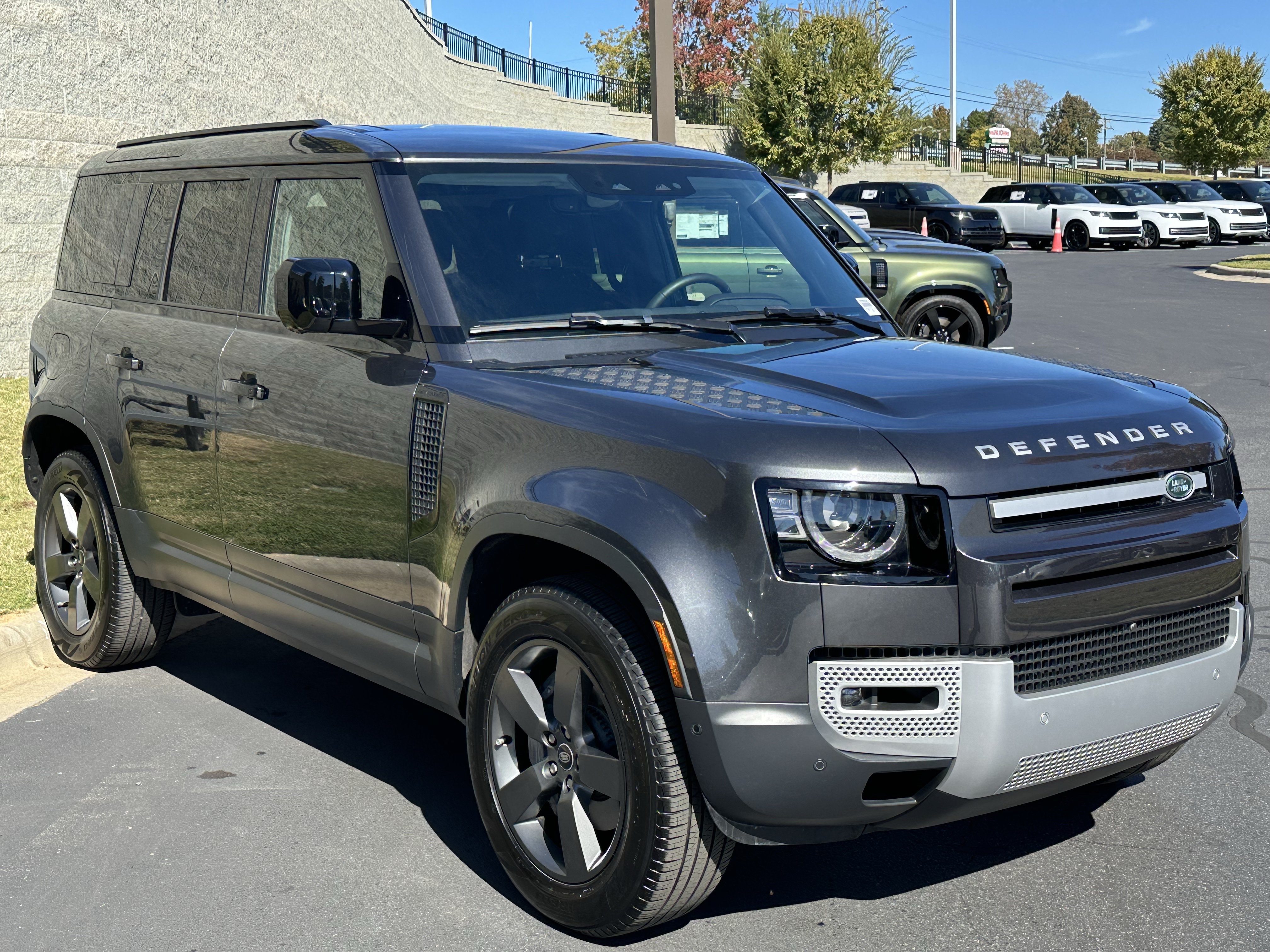 Certified 2025 Land Rover Defender 110 S AWD/4WD image 9
