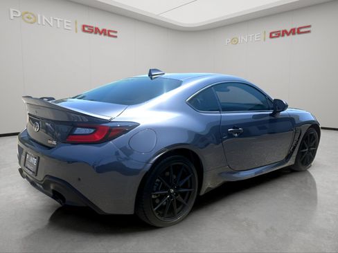 Used 2024 Toyota GR86 Premium RWD image 3