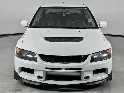 Used 2006 Mitsubishi Lancer Evolution IX image 5