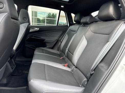 Used 2024 Volkswagen ID.4 Pro S AWD/4WD image 25