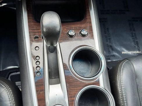 Used 2014 Nissan Pathfinder Platinum w/ Platinum Premium Package image 18