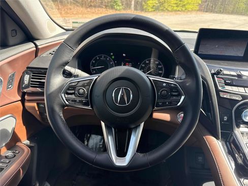 Used 2023 Acura RDX FWD w/ Technology Package image 17