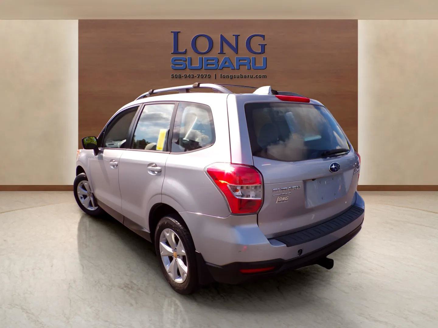 Used 2016 Subaru Forester 2.5i w/ Alloy Wheel Package AWD/4WD image 3