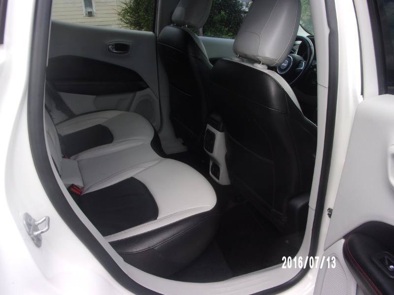 Used 2021 Jeep Compass Limited AWD/4WD image 11
