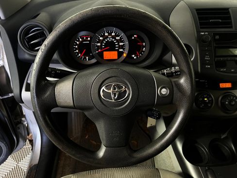 Used 2009 Toyota RAV4 2WD image 9