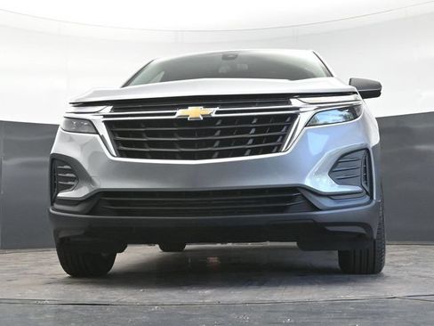 Used 2024 Chevrolet Equinox LS w/ Driver Confidence II Package FWD image 28