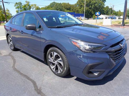 Used 2025 Subaru Legacy AWD/4WD image 4