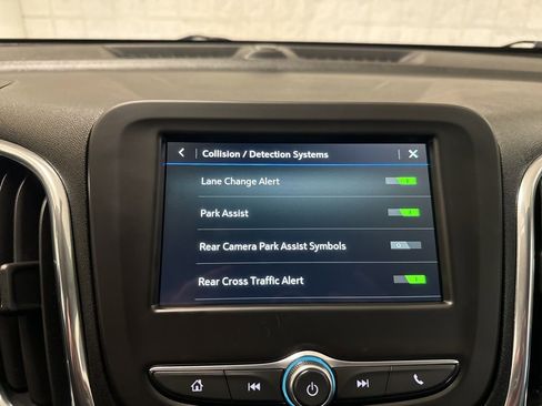 Used 2019 Chevrolet Equinox LT AWD/4WD image 12