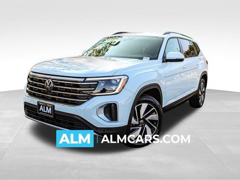 Used 2025 Volkswagen Atlas SE image 1