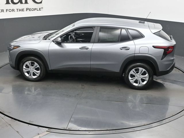 New 2026 Chevrolet Trax LS FWD image 21