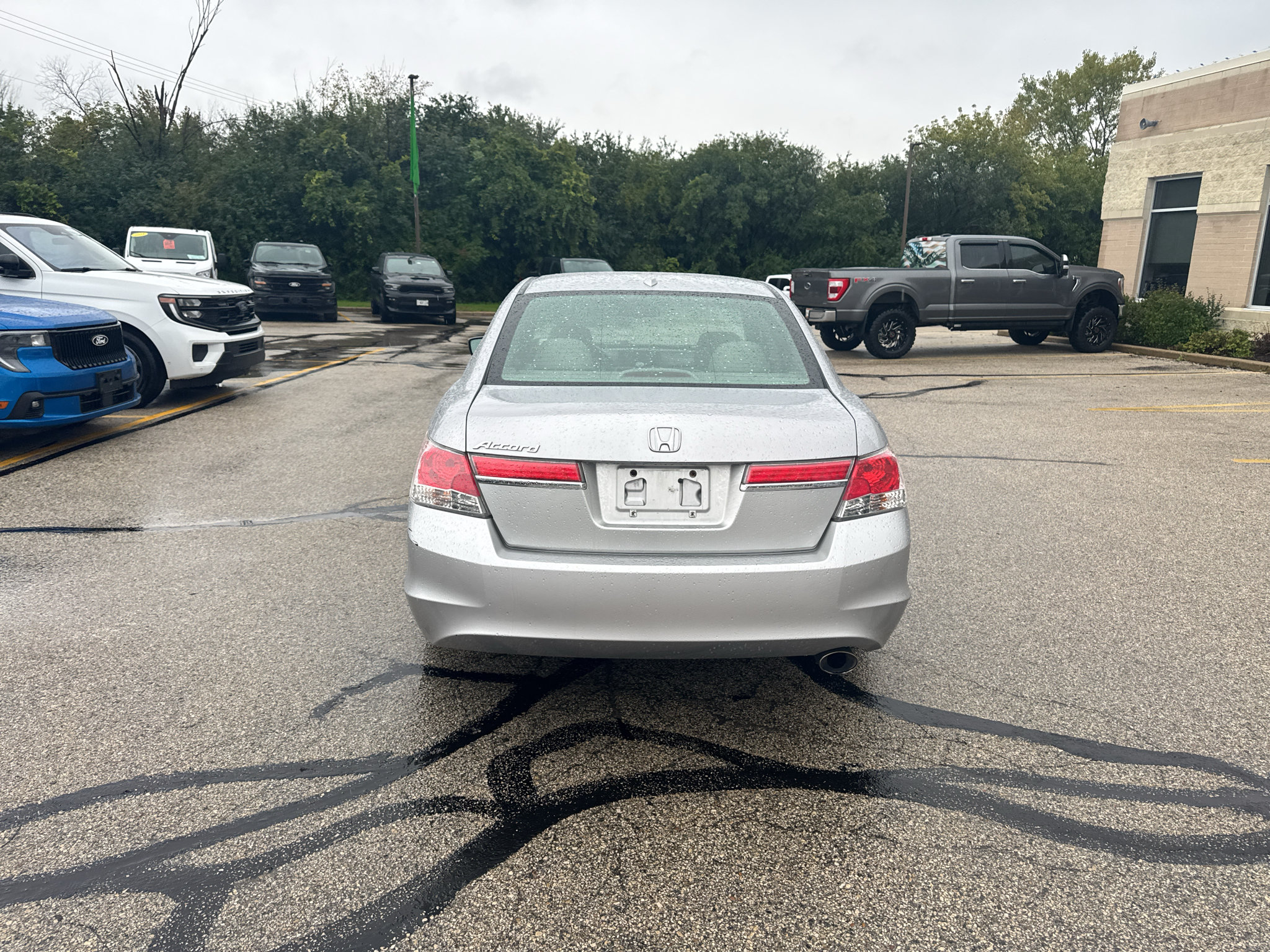 Used 2011 Honda Accord EX-L image 7