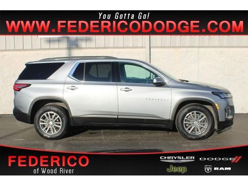 Used 2023 Chevrolet Traverse LT w/ LPO, Floor Liner Package image 1