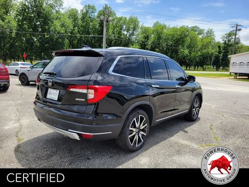Used 2021 Honda Pilot Touring image 5
