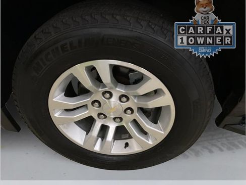 Used 2017 Chevrolet Suburban LT AWD/4WD image 20