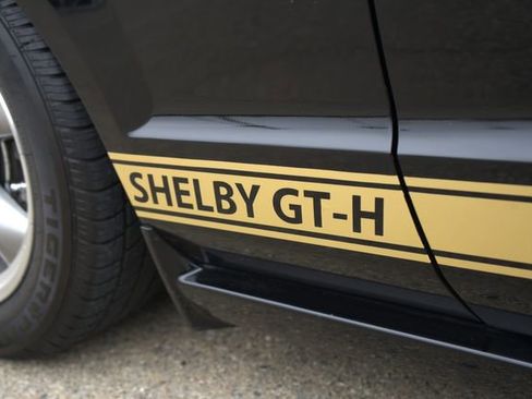 Used 2006 Ford Mustang GT Premium image 40