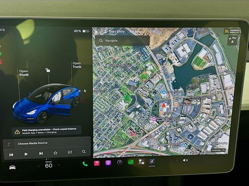 Used 2021 Tesla Model 3 Long Range AWD/4WD image 18