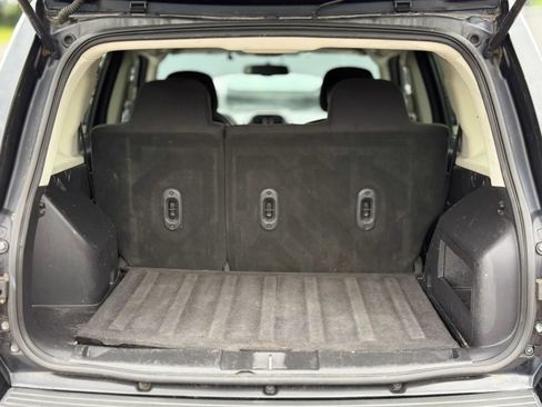 Used 2012 Jeep Patriot Latitude FWD image 27