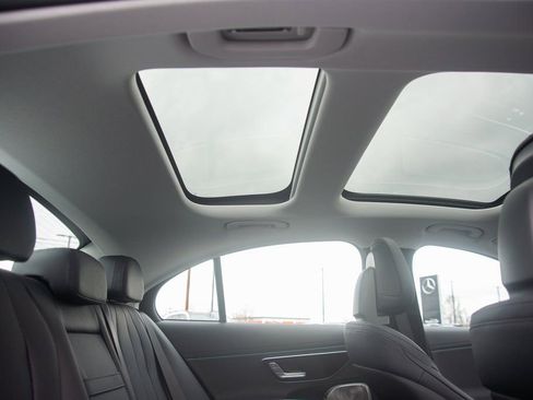 Certified 2025 Mercedes-Benz E 350 4MATIC Sedan image 30