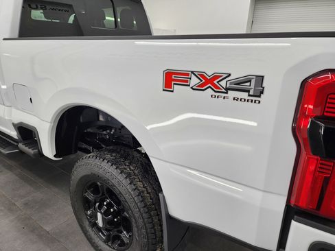 Used 2024 Ford F350 XLT w/ XLT Premium Package image 33