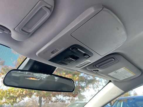 Used 2024 Toyota Camry SE image 23