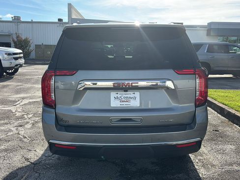 Used 2023 GMC Yukon SLT w/ SLT Premium Package RWD image 6