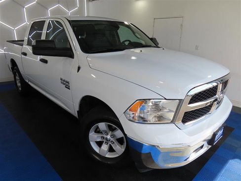 Used 2023 RAM 1500 Classic SLT w/ Trailer & Traction Group AWD/4WD image 8
